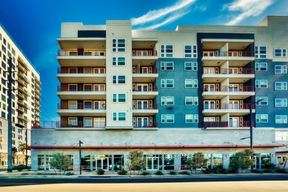 Cozysuites Phx Roro Gym Pool Pets Parking #14 Phoenix Extérieur photo