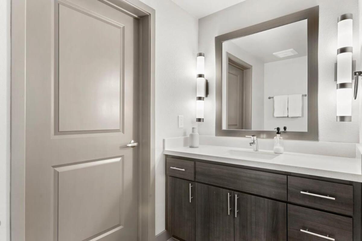 Cozysuites Phx Roro Gym Pool Pets Parking #14 Phoenix Extérieur photo