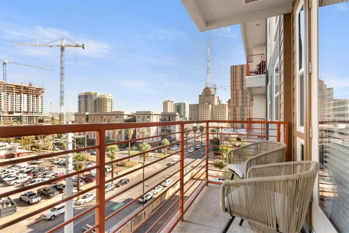 Cozysuites Phx Roro Gym Pool Pets Parking #14 Phoenix Extérieur photo